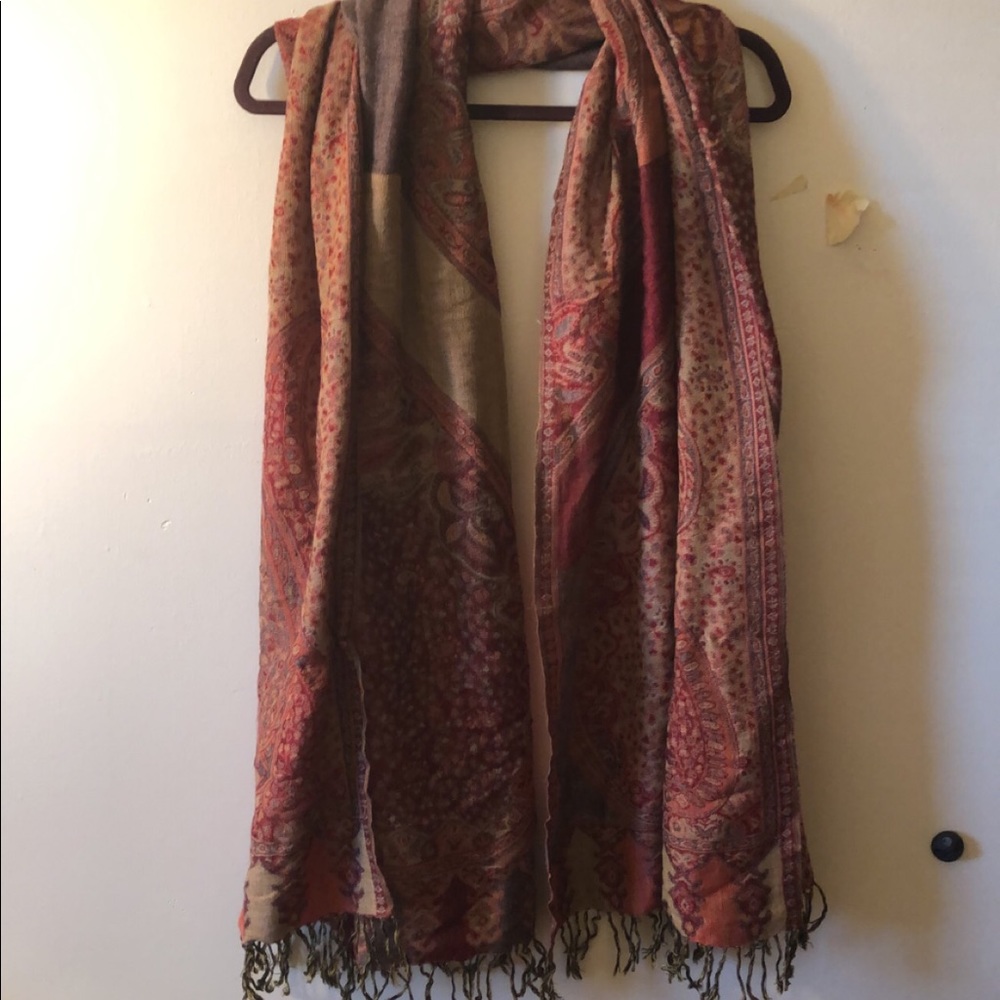 perfect by carson kressley scarf!